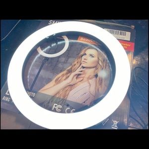 brand new ring light with stand